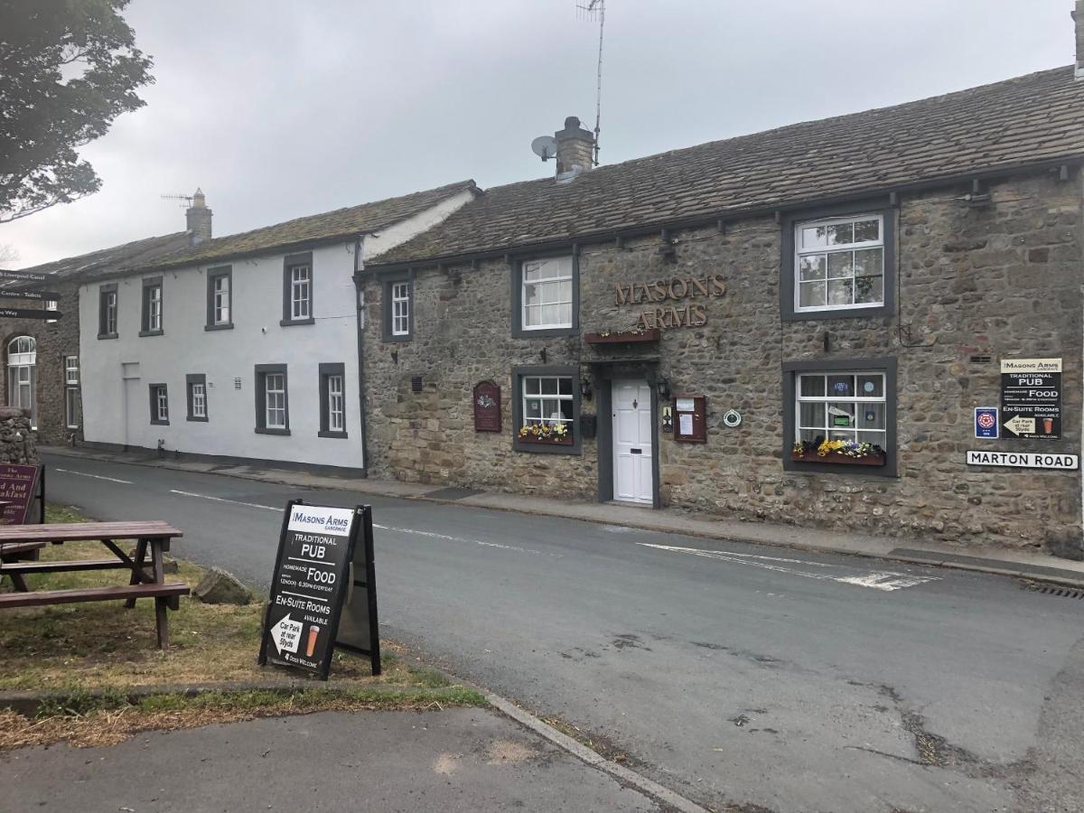 Masons Arms Hotel Skipton Exterior foto